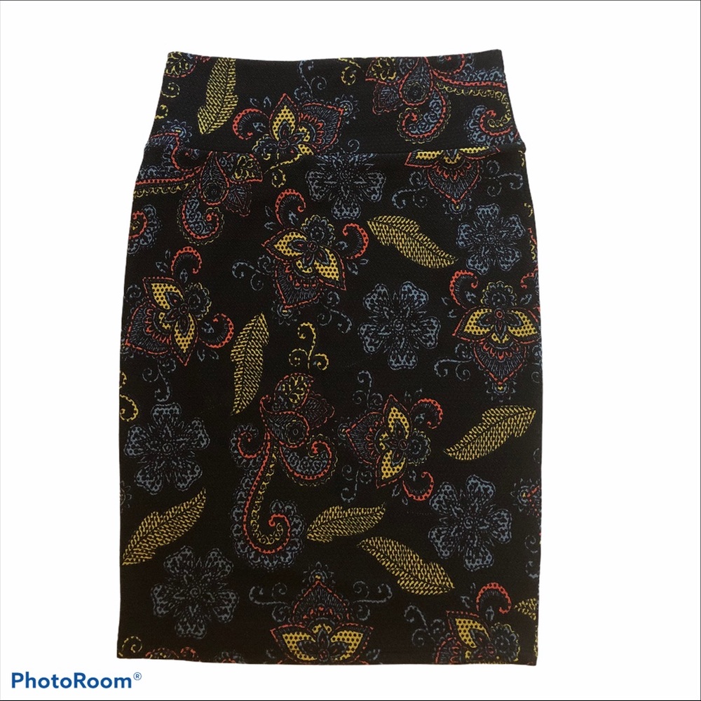 NWT LuLaRoe Black Floral Print Pencil Skirt - Size XS